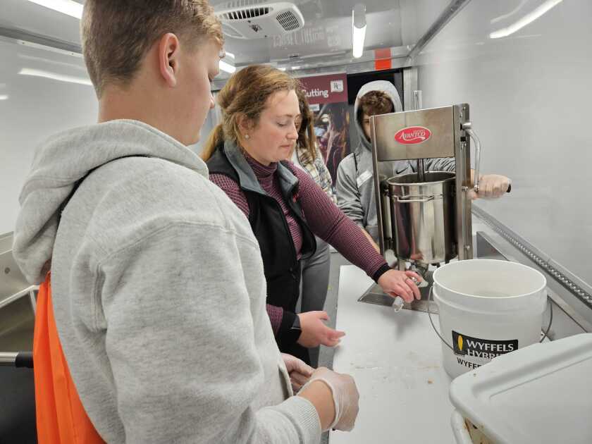 Southern Minnesota colleges launch training for next generation of meat  cutters