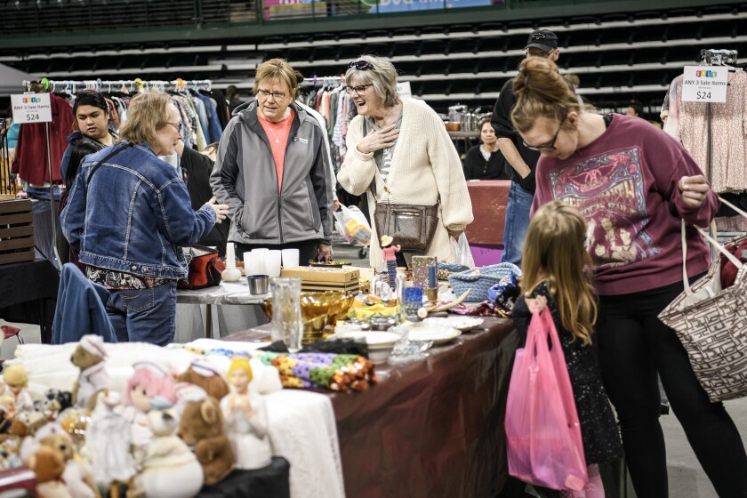 041723.N.BP.Garage Sale - 5.jpg