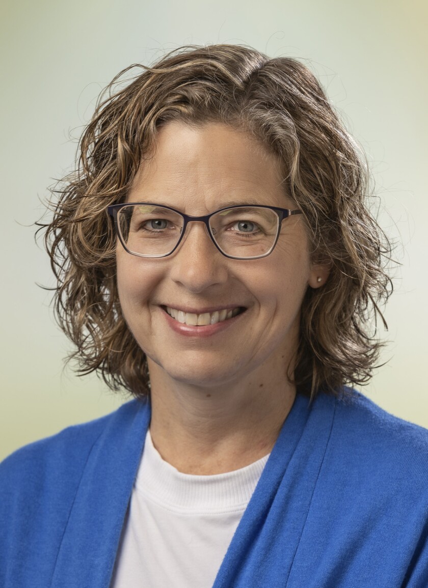 Dr. Julie Marsh