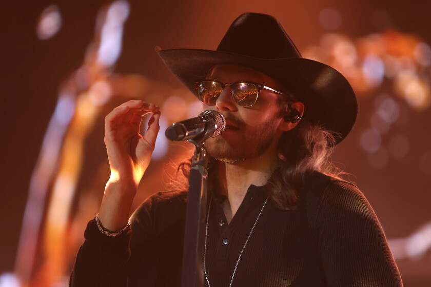 Warren Country Singer Warren Zeiders, the new face — and body — of country music rocks West ...