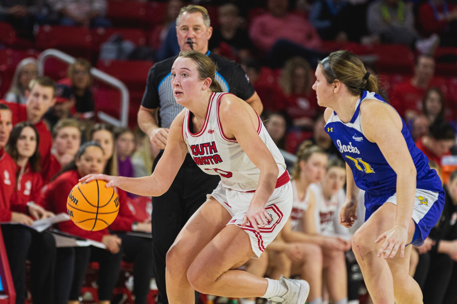 2-11-23SDSUvsUSDbasketballgirls-18.jpg