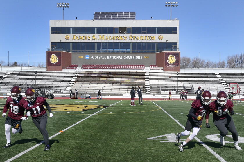 College Football Bulldogs Spring Into Action Duluth News Tribune college-football-bulldogs-spring-into-action-duluth-news-tribune