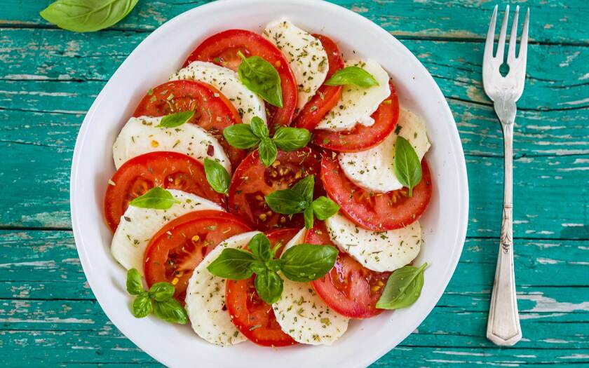 092921-chefs-hat-salad-shutterstock.jpg