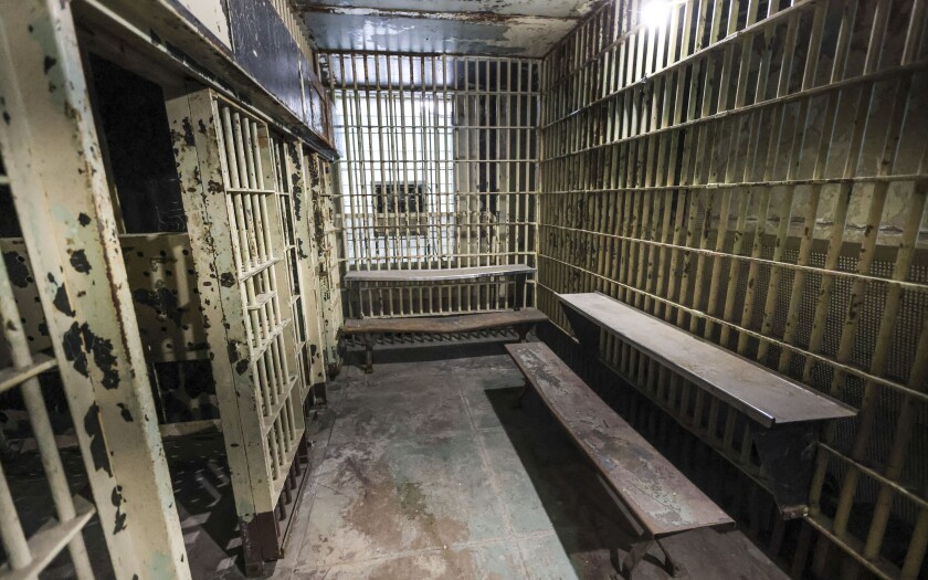 Developer works to transform Duluth jail into apartment