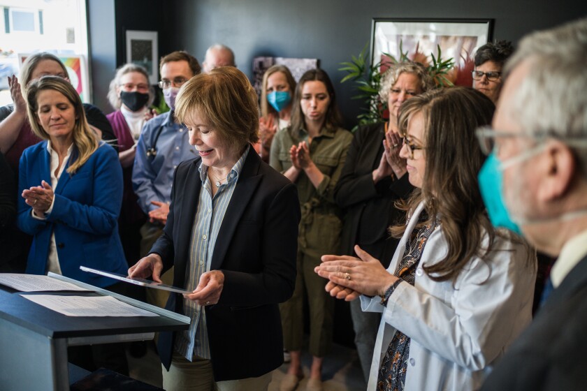 Sen. Tina Smith