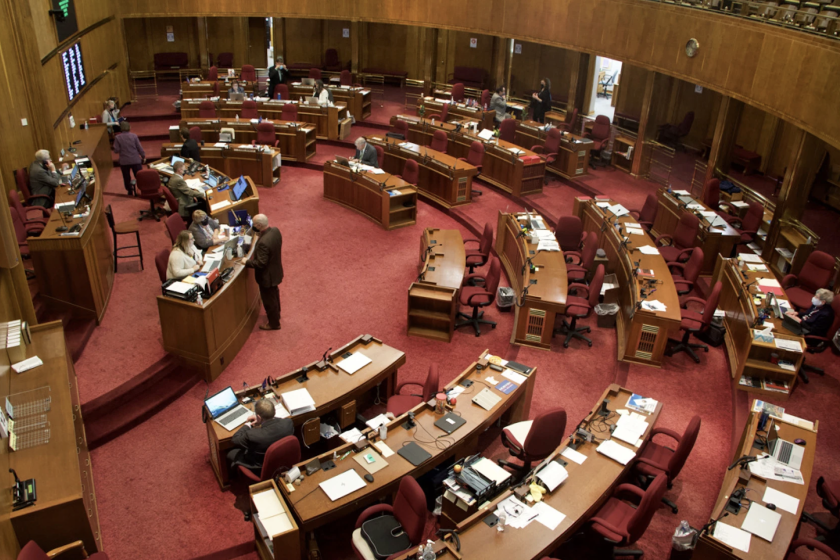 North Dakota bar association pushes back on bill that makes lawmakers ...