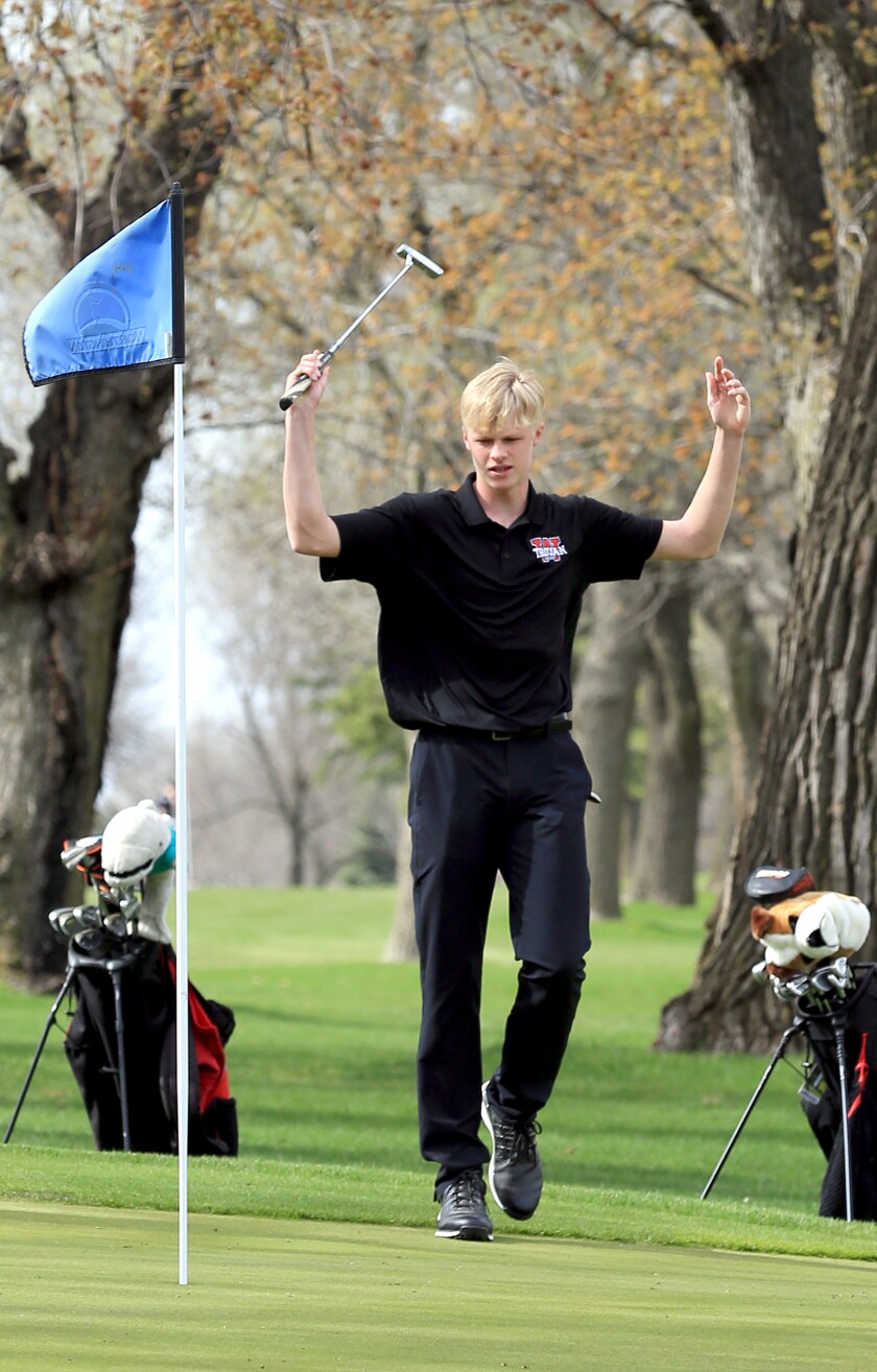 050121 N DG Trojans Boy golf S1.jpg