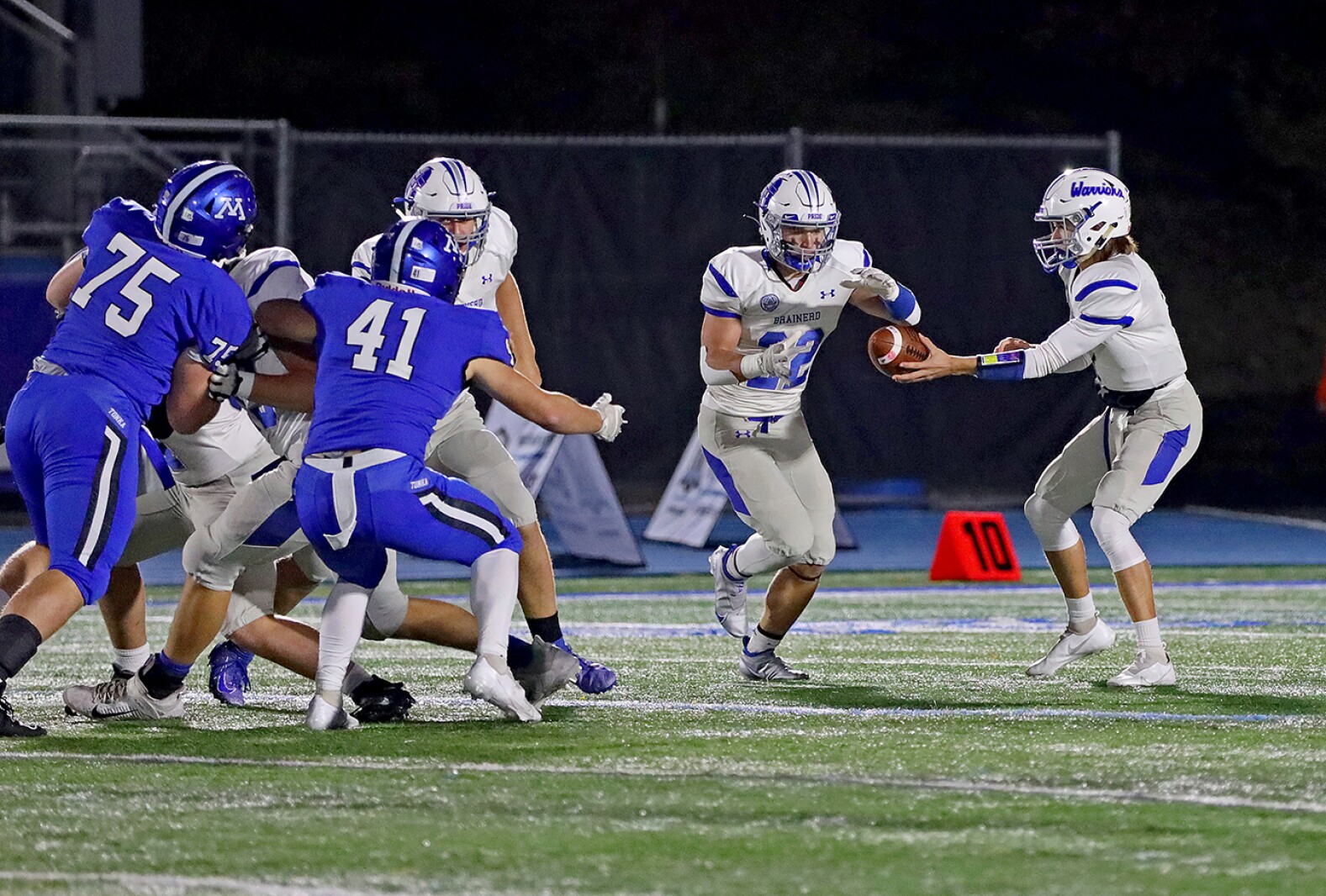 Brainerd Football vs Minnetonka (2).jpg