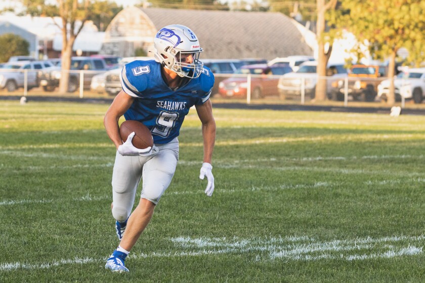 9-2-22PrepFootballClark-Willow LakevsBridgewater-Emery-Ethan-41.jpg