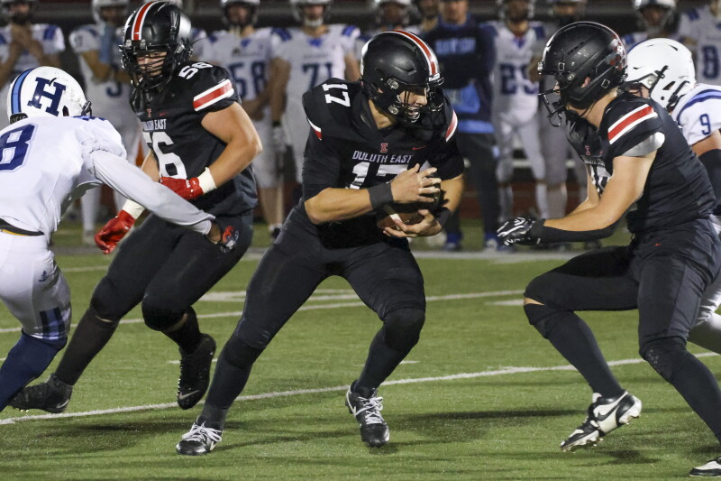 Duluth East Quarterback Isaac Emerson Draws Notice for Dual-Threat Play