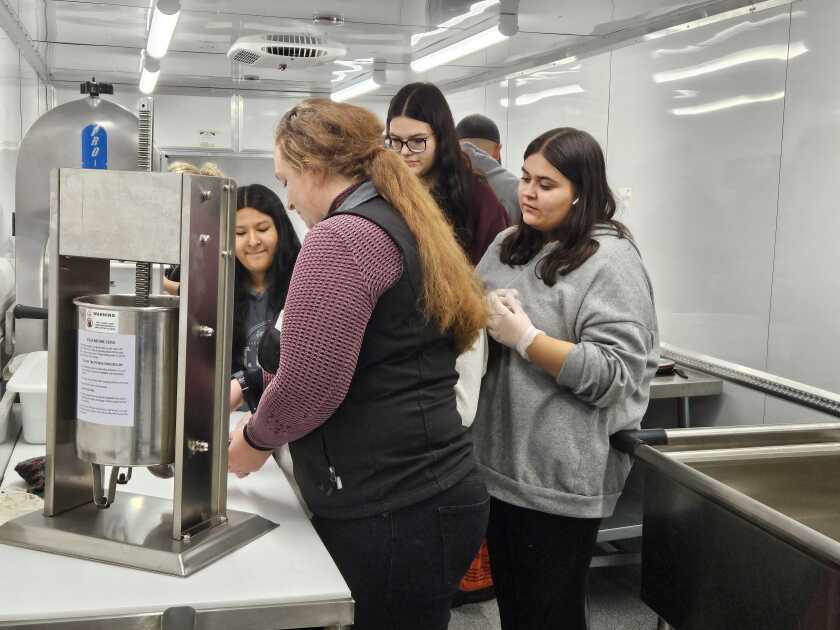 Southern Minnesota colleges launch training for next generation of meat  cutters