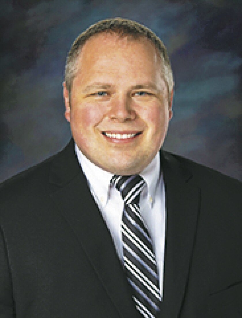 Justin-Riemer-Joins-MCCU-Business-Team_2779070.jpg