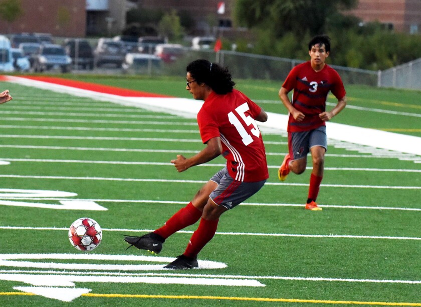 090622.S.WCT.CARDINALS.SOCCER.BUSTOS.jpg