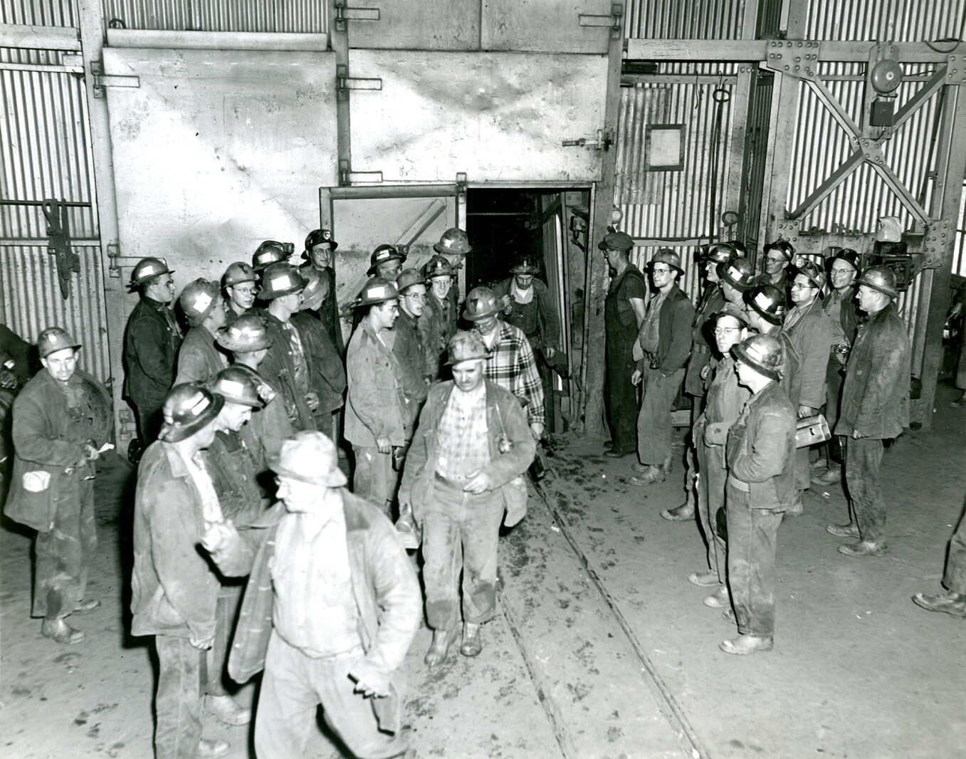 Ely to dedicate memorial for miners