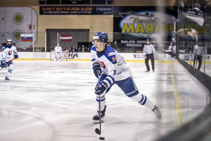 122425.S.BP.WORLDJUNIORS - Michal Svrcek.jpg