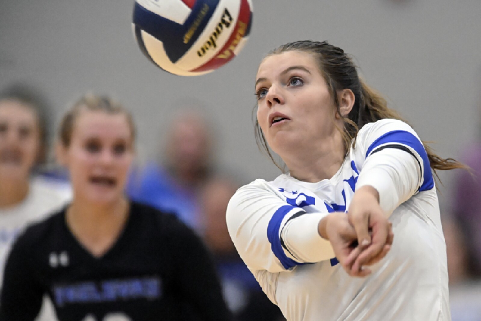 100521.DWU-DSUVball21.jpg