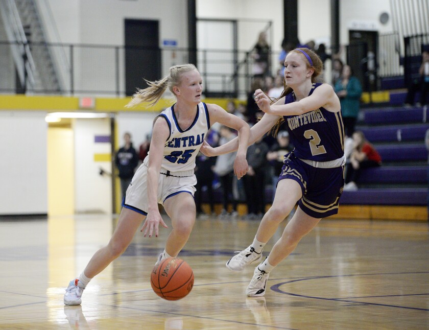 Montevideo vs. CMCS 112922.012.jpg