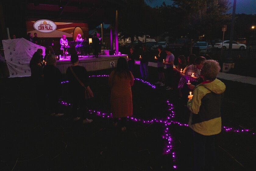 10-3-22CandleLightVigil-18.jpg