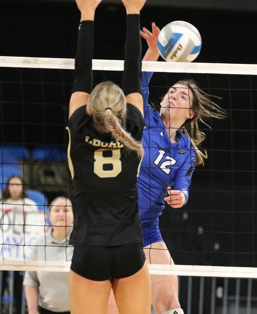 jhs vb state 3rd place game newman from 111922.jpg