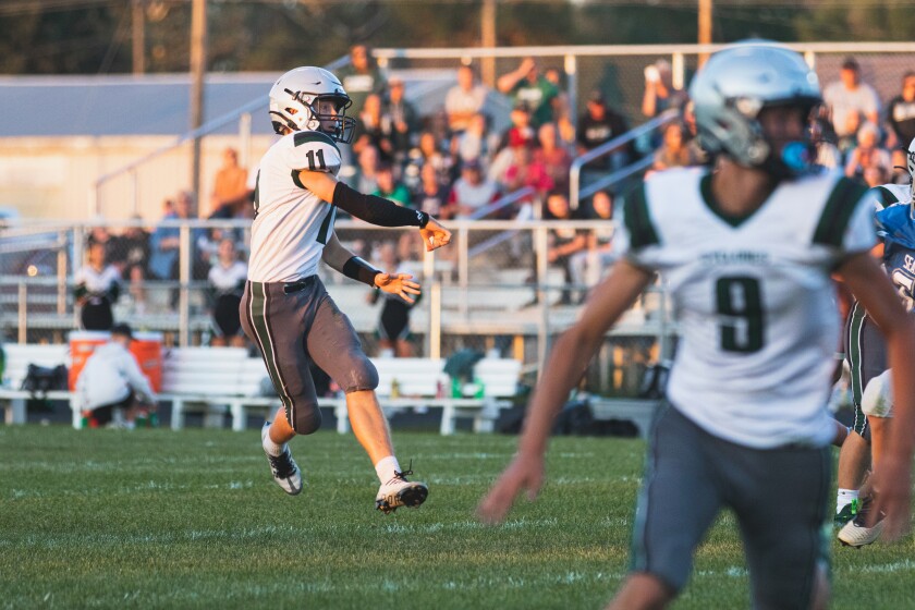 9-2-22PrepFootballClark-Willow LakevsBridgewater-Emery-Ethan-69.jpg