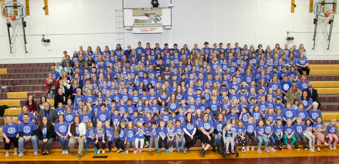 Wyndmere 1 of 7 school districts nationwide to win Blue Ribbon Award