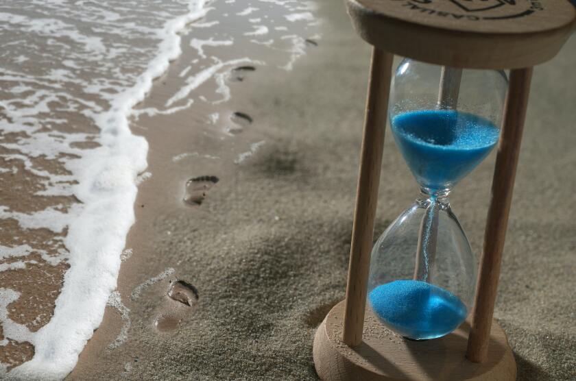 072821.F.BD.hourglassonbeach.jpg