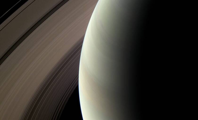 Saturn and rings close up NASA Cassini.jpg