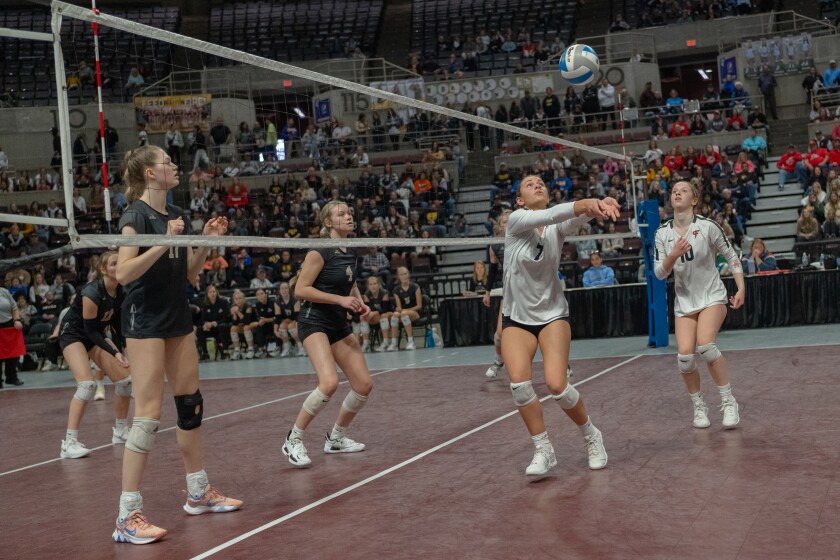 Cannon Falls vs. Caledonia Volleyball Section 1AA Section Champi