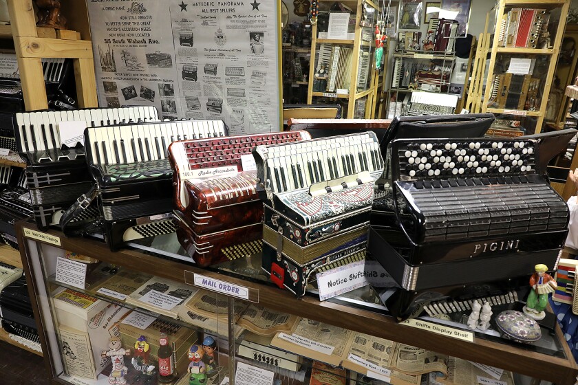 Des instruments et des souvenirs sont exposés au musée A World of Accordions