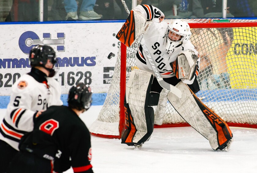 Moorhead vs Elk River-Zimmerman_0323.jpg