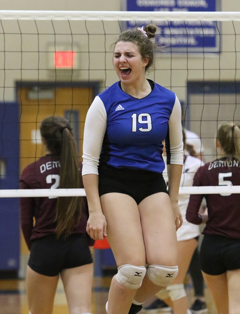 jhs volley roaldson celebrate.jpg