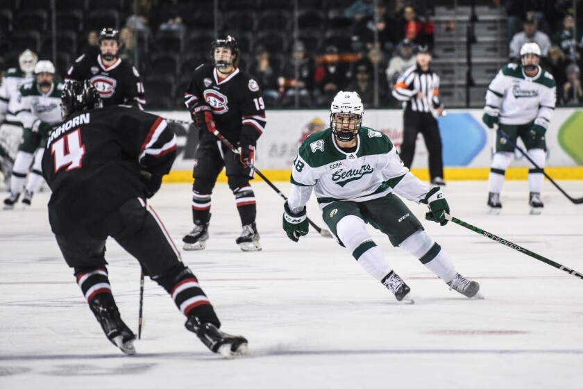 110222.S.BP.BSUMHKY Kaden Pickering.jpg