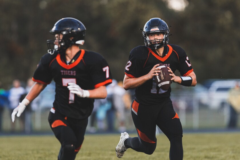 8-19-22HighSchoolFootballHansonvsHoward-36.jpg