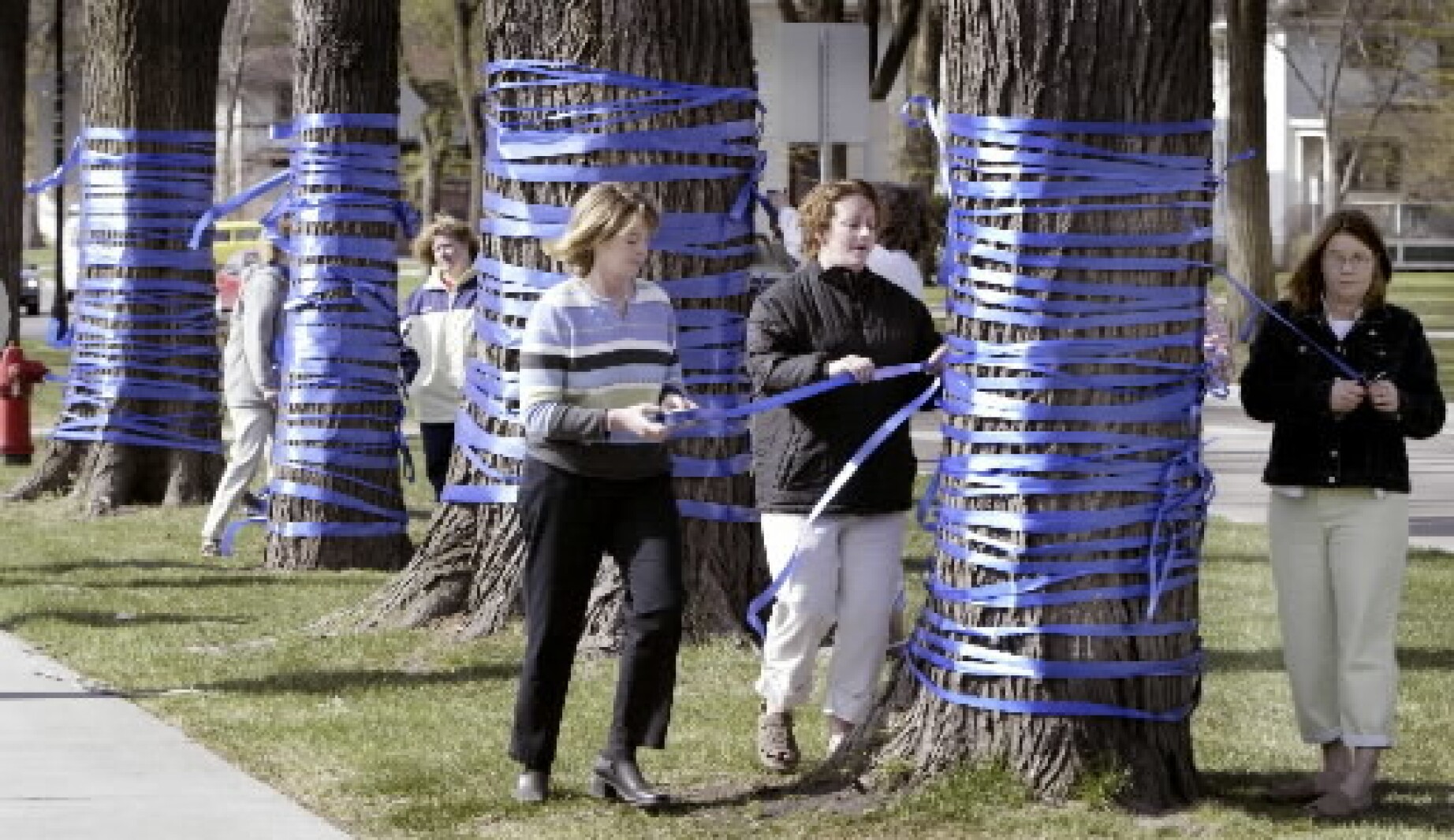 Ribbons illustrate need Shortage of foster parents stretches across