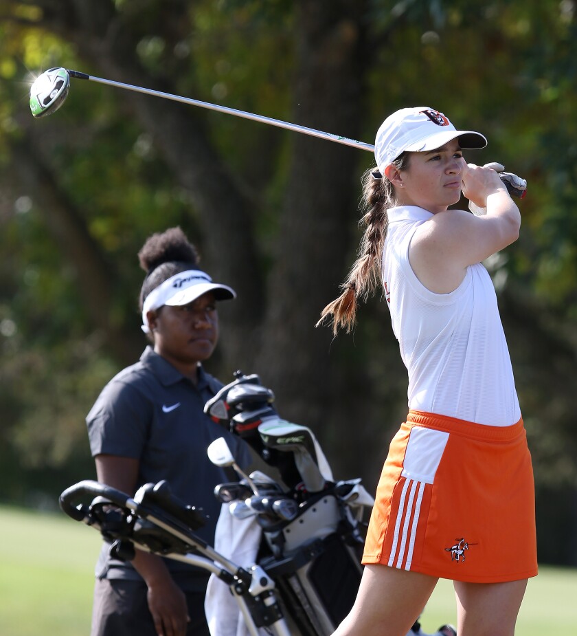 uj golf women malorie 091222.jpg