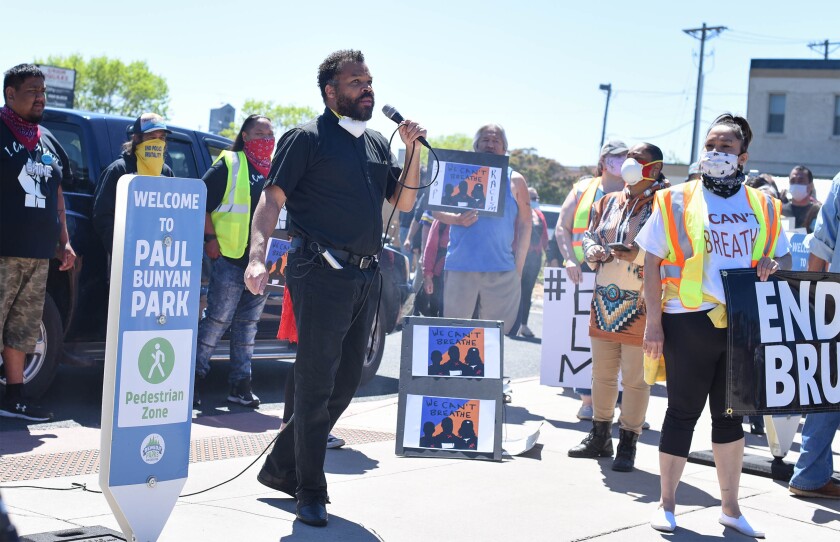 060320.N.BP.PROTEST8.jpg