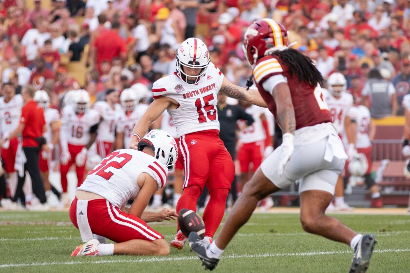 083025.CFB_SouthDakota.vs.IowaState-12.jpg