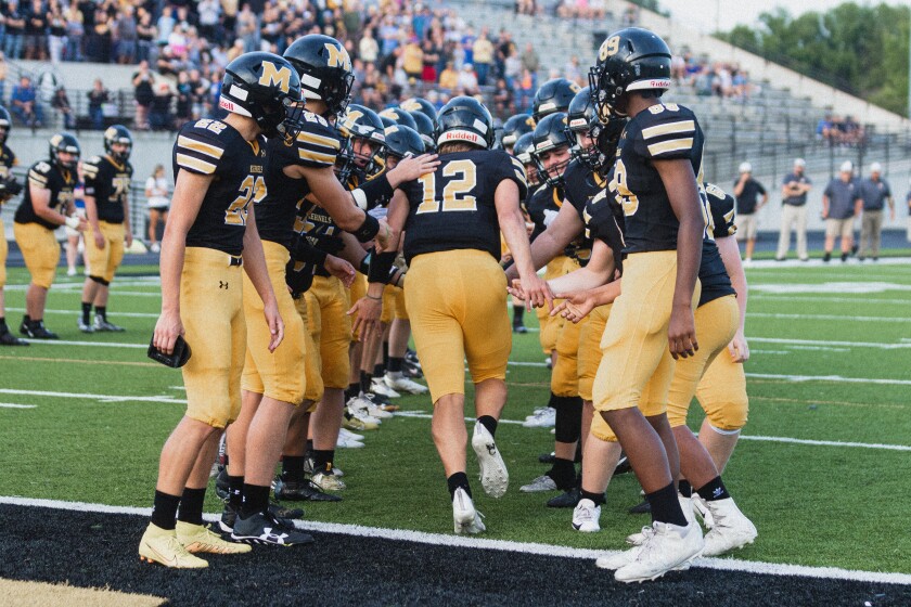 8-26-22FootballMitchellvsYankton-5.jpg