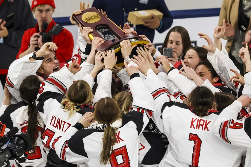 Minnesota Duluth women’s hockey team faces Ohio State for national championship