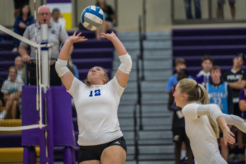 Kasson-Mantorville, Lourdes girls volleyball