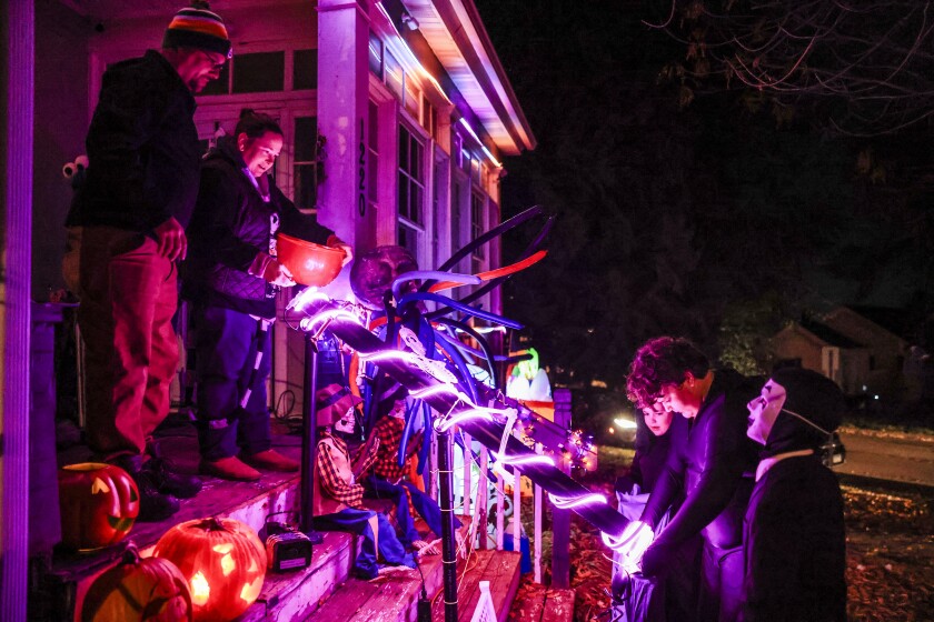 Photos Halloween spirit haunts West Duluth Duluth News Tribune