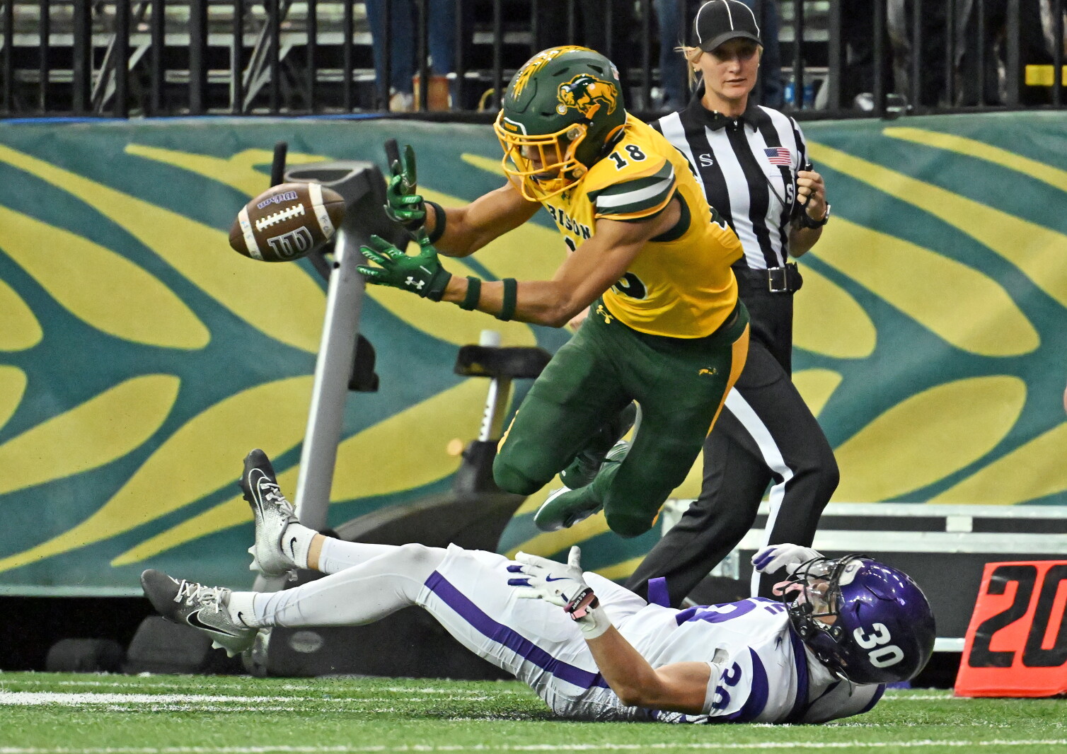 Forum Communications, Bison athletics renew broadcast agreement
