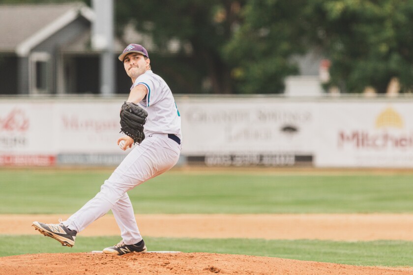 8-14-22StateAmateurBaseballChampionshipGarretsonvsDellRapids-3.jpg