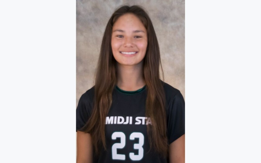 Mariah Nguyen web mug 2021-22.jpg