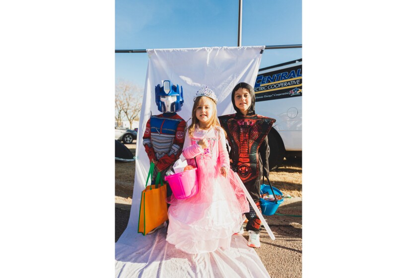 trunk-or-treat-38.jpg