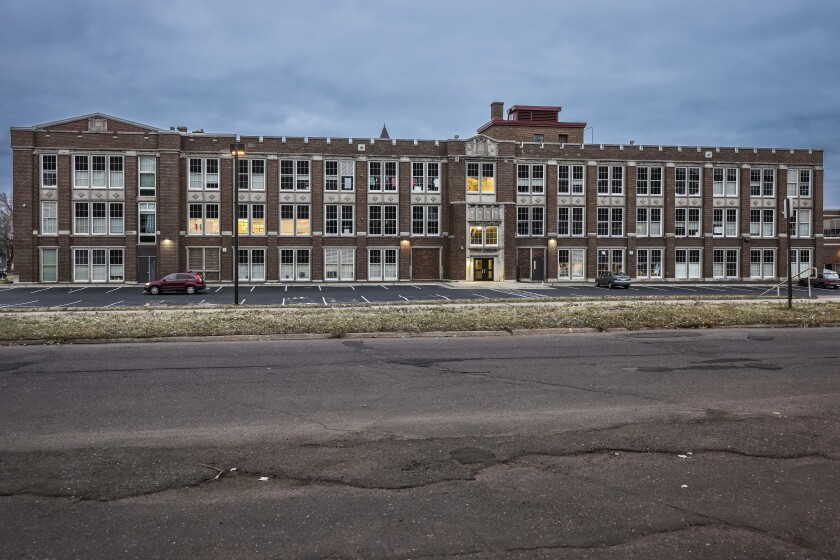 Duluth police lock down Denfeld High School to arrest student - Duluth ...