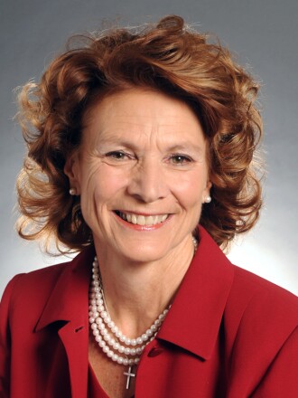 State Sen. Carrie Ruud, R-Breezy Point.jpg