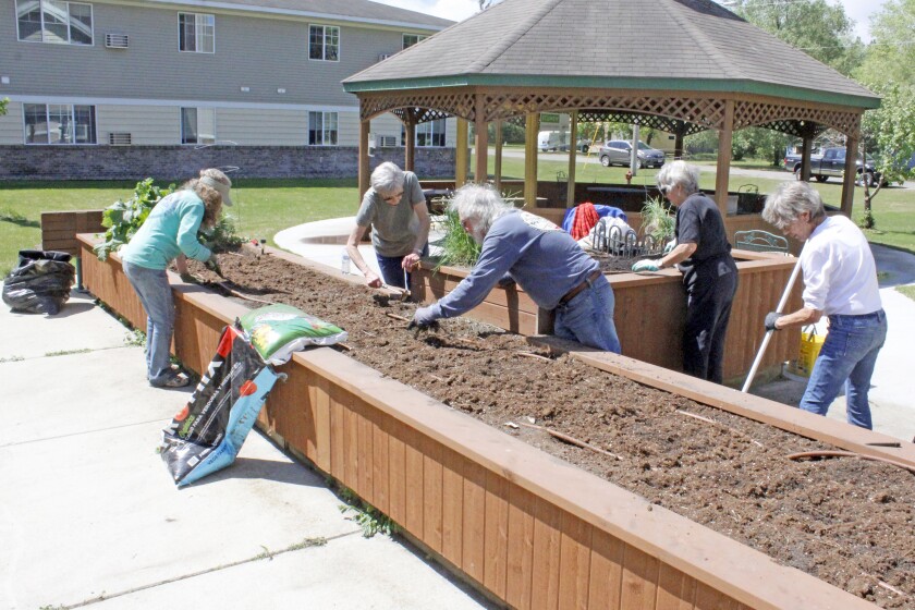 052621.N.PRE.GardenClub8173.jpg