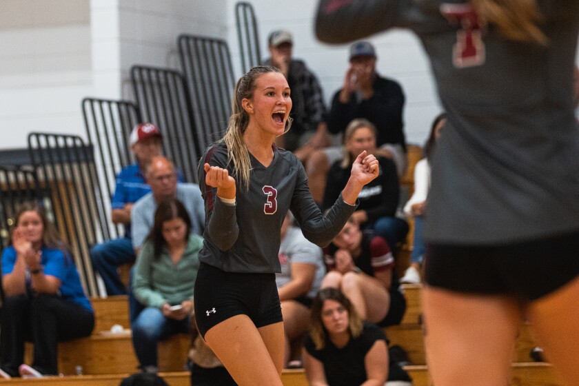 9-15-22PrepVolleyballCorsica-StickneyvsEthan-29.jpg