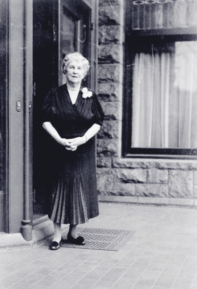 clara3 copy.jpg